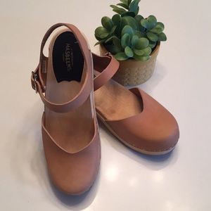 Swedish Hasbeens Tan Covered Low 37 Us 7